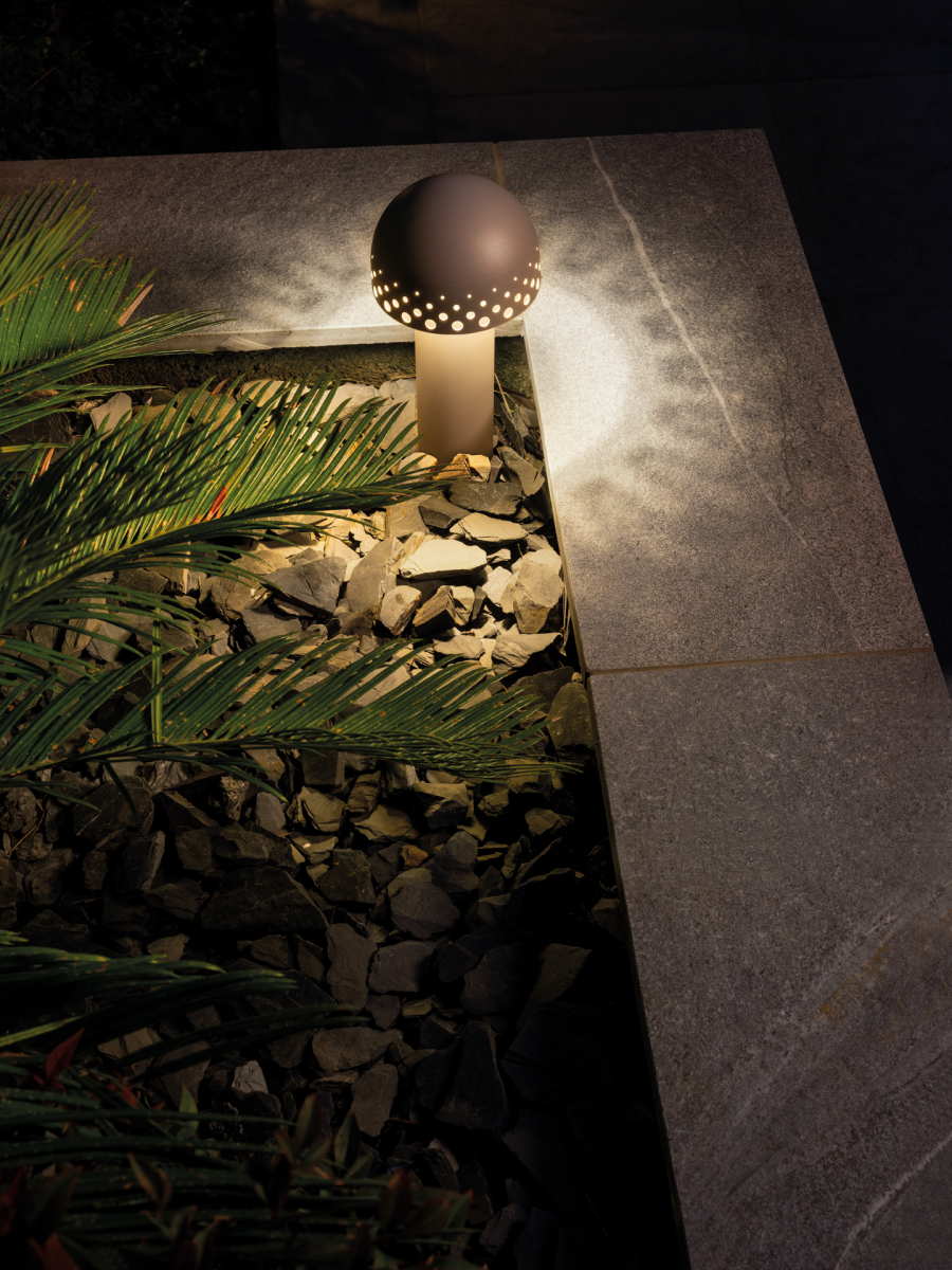 Dlaczego większość ogrodów traci swój klimat po zmroku.